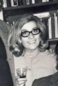 Lila Kourkoulakou as  in Crows 1991
