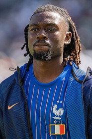 Manu Koné as Self in Les fous des jeux 2024