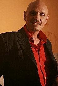 Pierre Salasca as Matéo in The Corsican File 2004