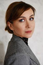 Marielle de Rocca-Serra as Helena in Roundabout American 2012