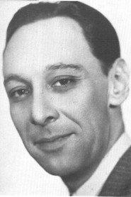 Agustín Isunza as Sargento in The Unknown Policeman 1941