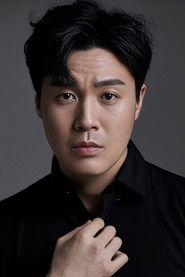 Park Kyung-man as Loan shark's henchman 4 in I Bet Everything 2021