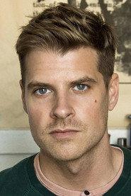 Sean O'Neill as Steven in Never Cry Werewolf 2008