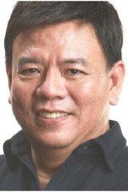 Yan Bingliang as Hong's Father in Love Knows No Bounds 1995