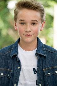 Cade Smith as Young Alec in Tin Man 2017