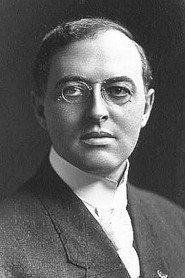 Frederick Truesdell as Mr. Warner in The Love Piker 1923