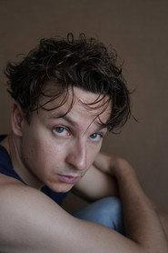 Lucas Noël as Samuel in Le combat d’Alice 2025