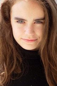 Elisa Echevaria Menendez as Emma in MnM's 2022