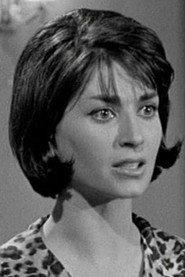Eleni Stavropoulou as Varvara in Face to Face 1966