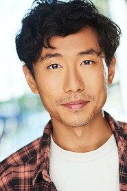 Ryan Keem as Peter in Mom Fight 2019