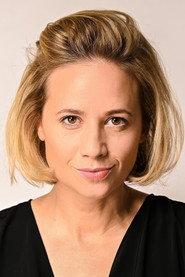 Dagmar Bernhard as Mado Jung in Murder by the Book 2018