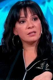 Lissa Vera as Lissa (as Lissa Vera) in Vivir intentando 2003