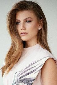 Taylor Malkov as Taylor Malkov in Just sing! 2020