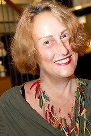 Betty Erthal as Professora Judith Bernstein in Uma Aventura do Zico 1998