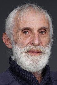 Hamit Serdar Örs as Refik in Snow and the Bear 2022