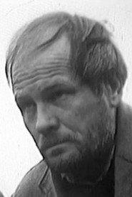Vasiliy Minin as Semyon Konstantinovich Timoshenko in Blokada: Pulkovo Meridian 1975