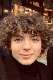 Romann Berrux as Rémi in Huguette 2019