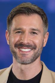 Jochen Schropp as Xaver Schröder in It’s Your Turn, Honey! 2017