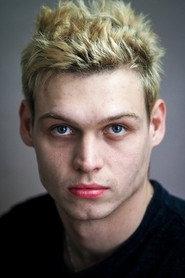 Augustin De Winter as Greg in The Birds Recall 2026