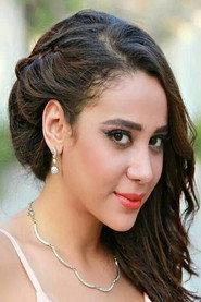 Maryhan Magdi as أمل in Cairo Exit 2010