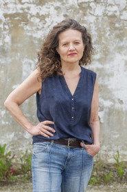 Patrizia Berti as Carole Duclos in Better Days 2025