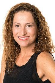 Adriana Nunes as Pi / Mãe do Pi (Voice) in PiOinc 2024