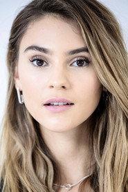 Stefanie Giesinger as Oxana in Asphaltgorillas 2018