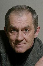 Sergey Sosnovsky as Sergeich in Metro 2013