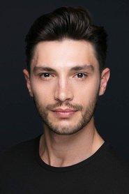 İlhan Şen as Uzay Aras in Aşk Filmi 2024