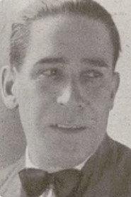 José Otal as in Una mujer de la calle 1939