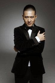 彭宇 as 侯玉龙 in Where's the Husband 2019