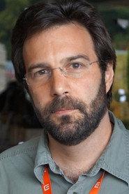 Sergio Oksman as Self in A Scary Movie 2026