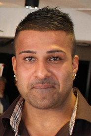 Sohail Anwar as Khuram in Haram 2014