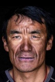 Dawa Tenzin Sherpa as Self in The Wall of Shadows 2021