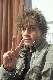 Edward Shields as Cameron in Echo Chamber 2026