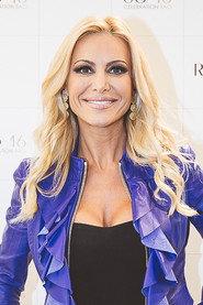 Gisella Donadoni as Luisella in Matrimonio al Sud 2015