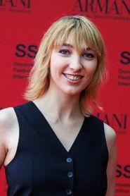 Ester Vázquez as Handmaid in Dreams and Crumbs 2023
