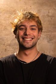 Eliasaf Filho as Mestre Cuca in Hammurabi 2024
