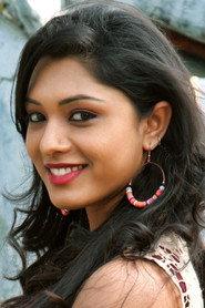 Akshatha as in Theru Naaigal 2017