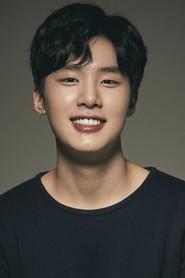Kim Dong-hee as Yu Jae-ha in Resonance