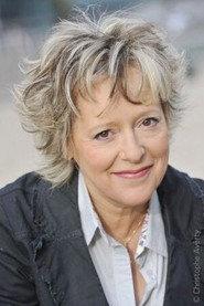 Blandine Métayer as La femme de Vincendon jeune in Vincendon