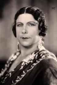 Pastora Imperio as Carmen 'la Marquesona' in La marquesona 1940