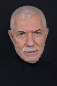 Selçuk Özer as Murat in Ziyaret 1987