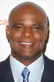 Warren Moon as Self in NFL Films Presents Quarterbacks on Quarterbacks 1995