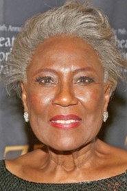 Ernestine Jackson as Nikki's Mom in Girls Town 1996