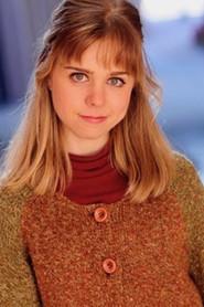 Cheyenne Rose Martin as Mia (as Cheyenne Martin) in Awake 2019