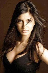 Yoshika Verma as Anamika in Yahaan Sabki Lagi Hai 2015