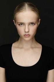 Klara Linderstål as Luna (Lead) in Frisjo 2024