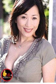 Natsumi Kitahara as in My Friend's Mother First Thrilling Experience 2014