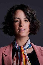 Mariana Pacheco as Alice Costa in Um Desejo de Natal 2019
